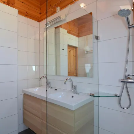 Holiday home Secluded Bungalow In Guelders Near The Forest *