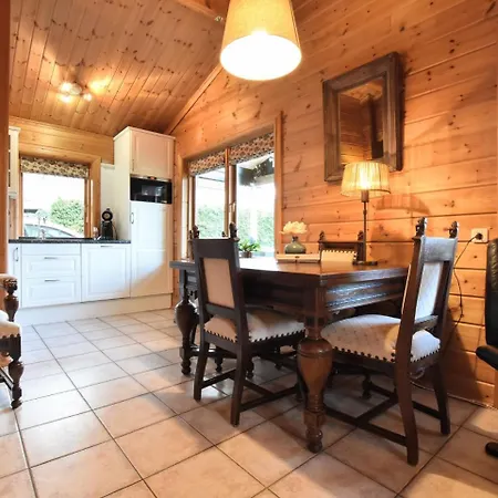 Holiday home Secluded Bungalow In Guelders Near The Forest Hulshorst